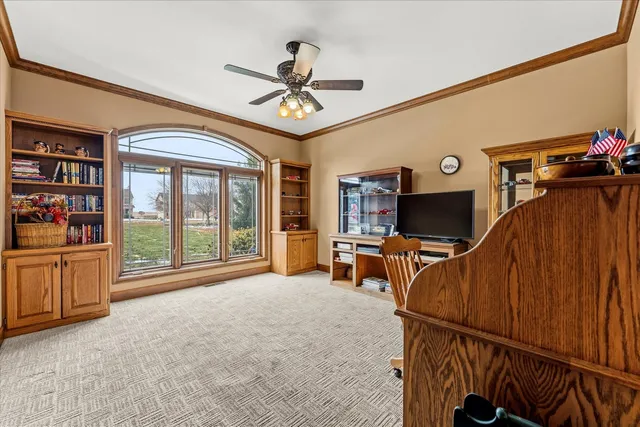 $895,000 | 200 West Riverbend Boulevard, Mahomet, IL 61853