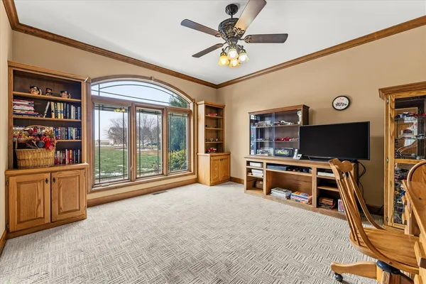 $875,000 | 200 West Riverbend Boulevard, Mahomet, IL 61853