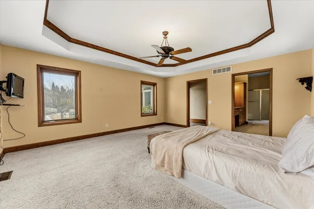 $895,000 | 200 West Riverbend Boulevard, Mahomet, IL 61853