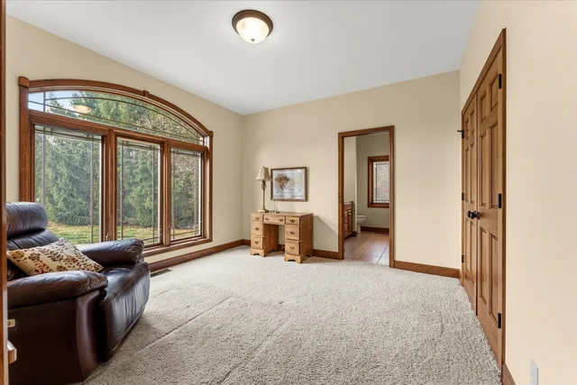 $895,000 | 200 West Riverbend Boulevard, Mahomet, IL 61853