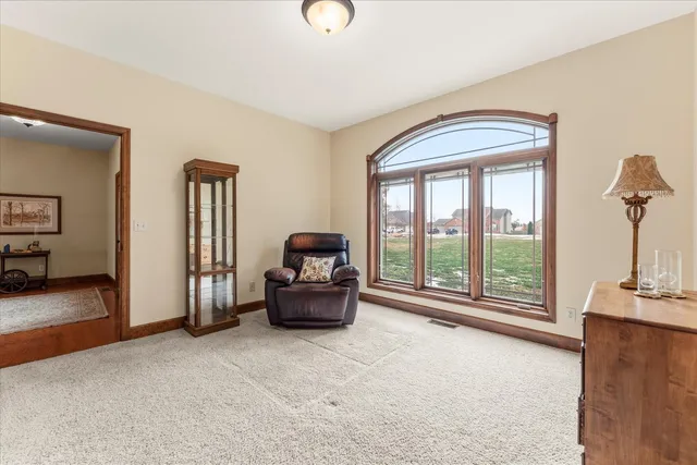 $895,000 | 200 West Riverbend Boulevard, Mahomet, IL 61853