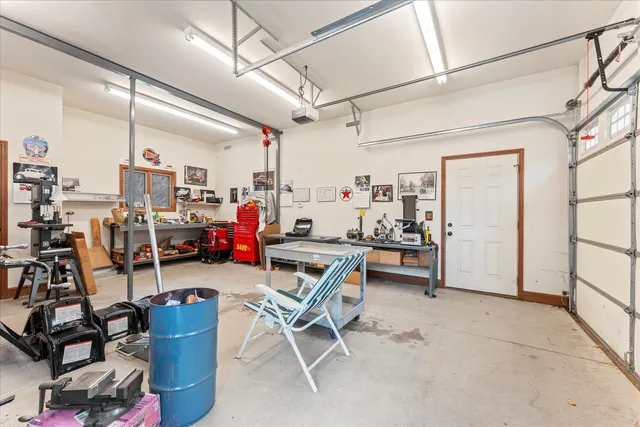 $895,000 | 200 West Riverbend Boulevard, Mahomet, IL 61853