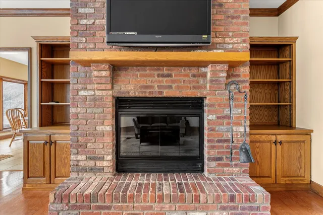 $895,000 | 200 West Riverbend Boulevard, Mahomet, IL 61853