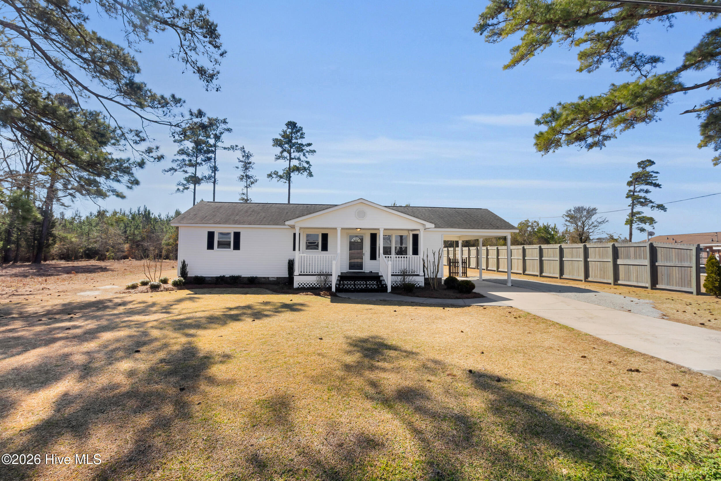 2135 Spring Garden Road New Bern, NC 28562 - Photo 21 of 37 Front