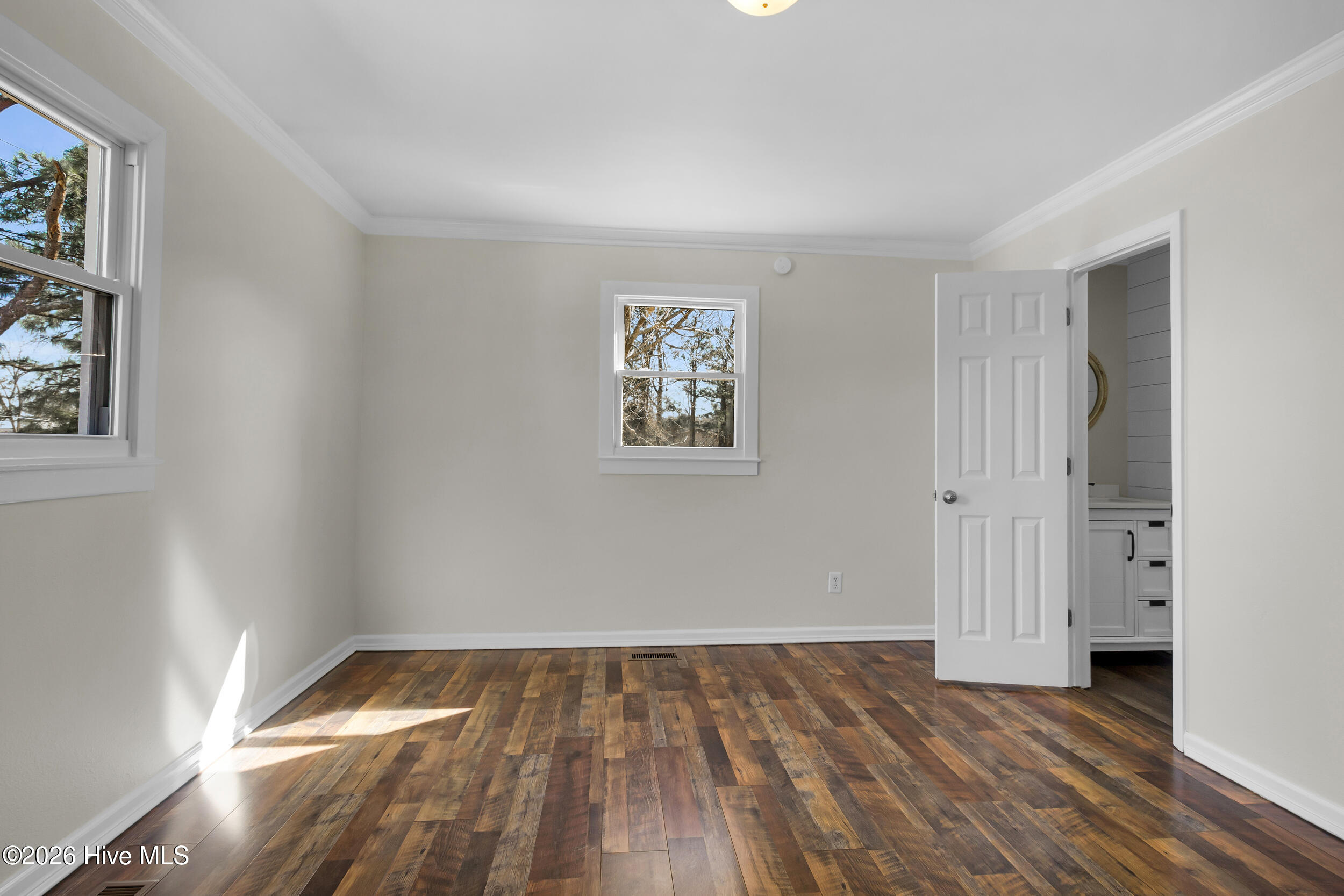 2135 Spring Garden Road New Bern, NC 28562 - Photo 5 of 37 Owners Suite