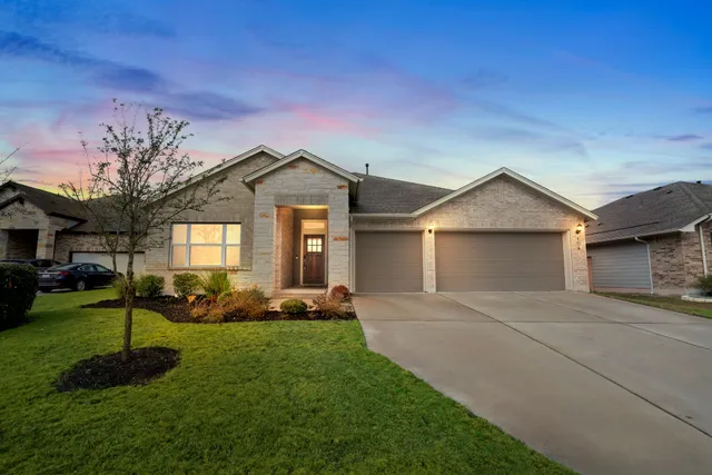 $2,500 | 104 Joseph Hawkins Lane, Bastrop, TX 78602