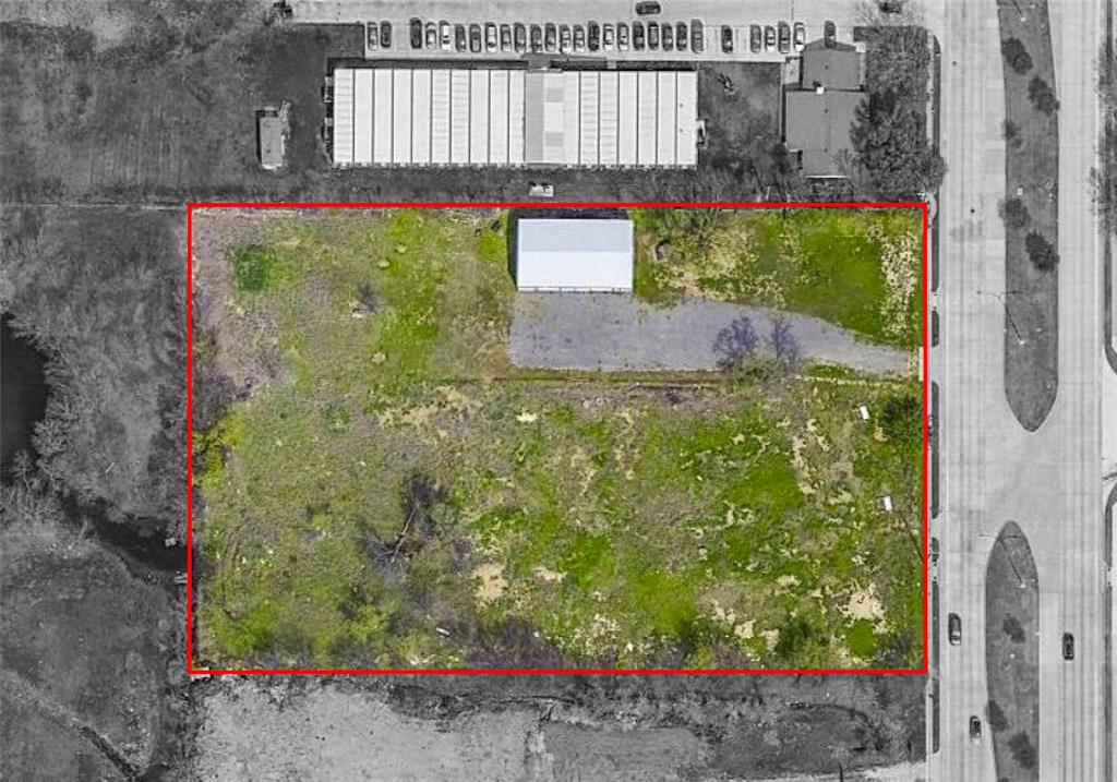 11509 Alta Vista Road Fort Worth, TX 76244 - Photo 3 of 11 a sign that is on the side of the road