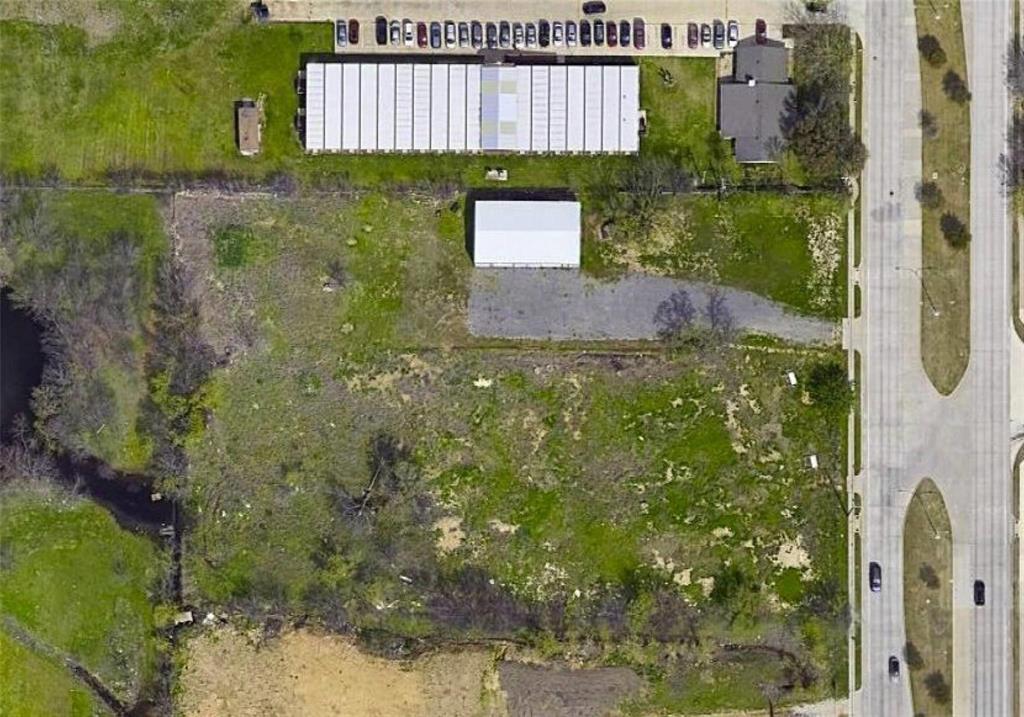 11509 Alta Vista Road Fort Worth, TX 76244 - Photo 8 of 11 a view of a garden