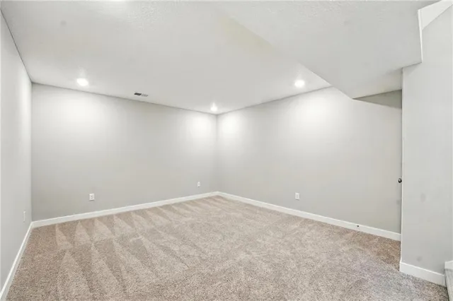 $324,950 | 19710 West 195th Street, Spring Hill, KS 66083