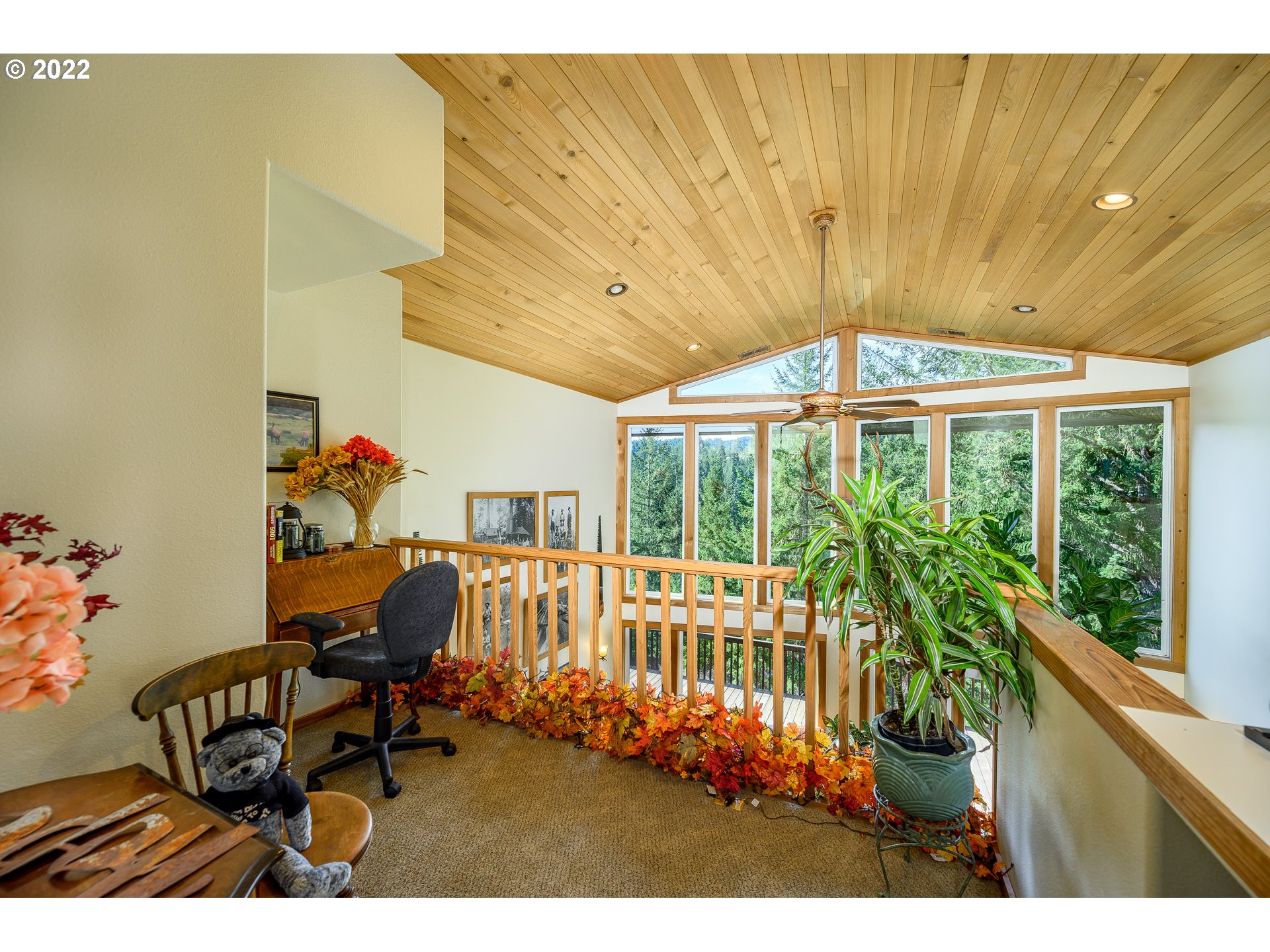 16525 Southwest Gopher Valley Road Sheridan, OR 97378 - Photo 16 of 32 Gallery Image 16
