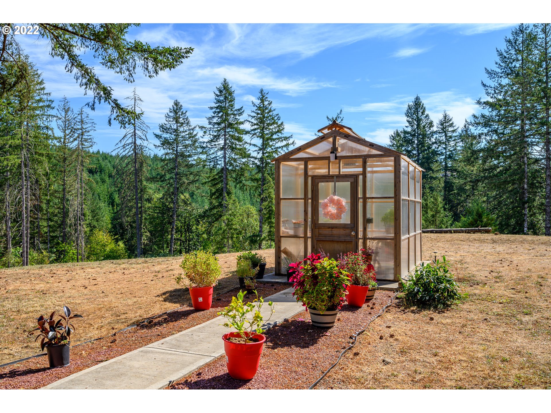 16525 Southwest Gopher Valley Road Sheridan, OR 97378 - Photo 26 of 32 Gallery Image 26