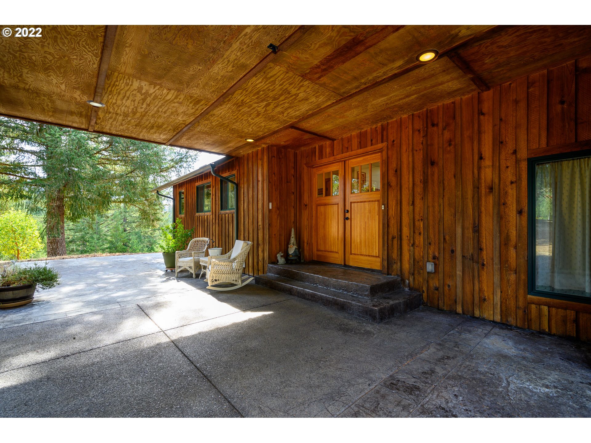 16525 Southwest Gopher Valley Road Sheridan, OR 97378 - Photo 4 of 32 Gallery Image 4
