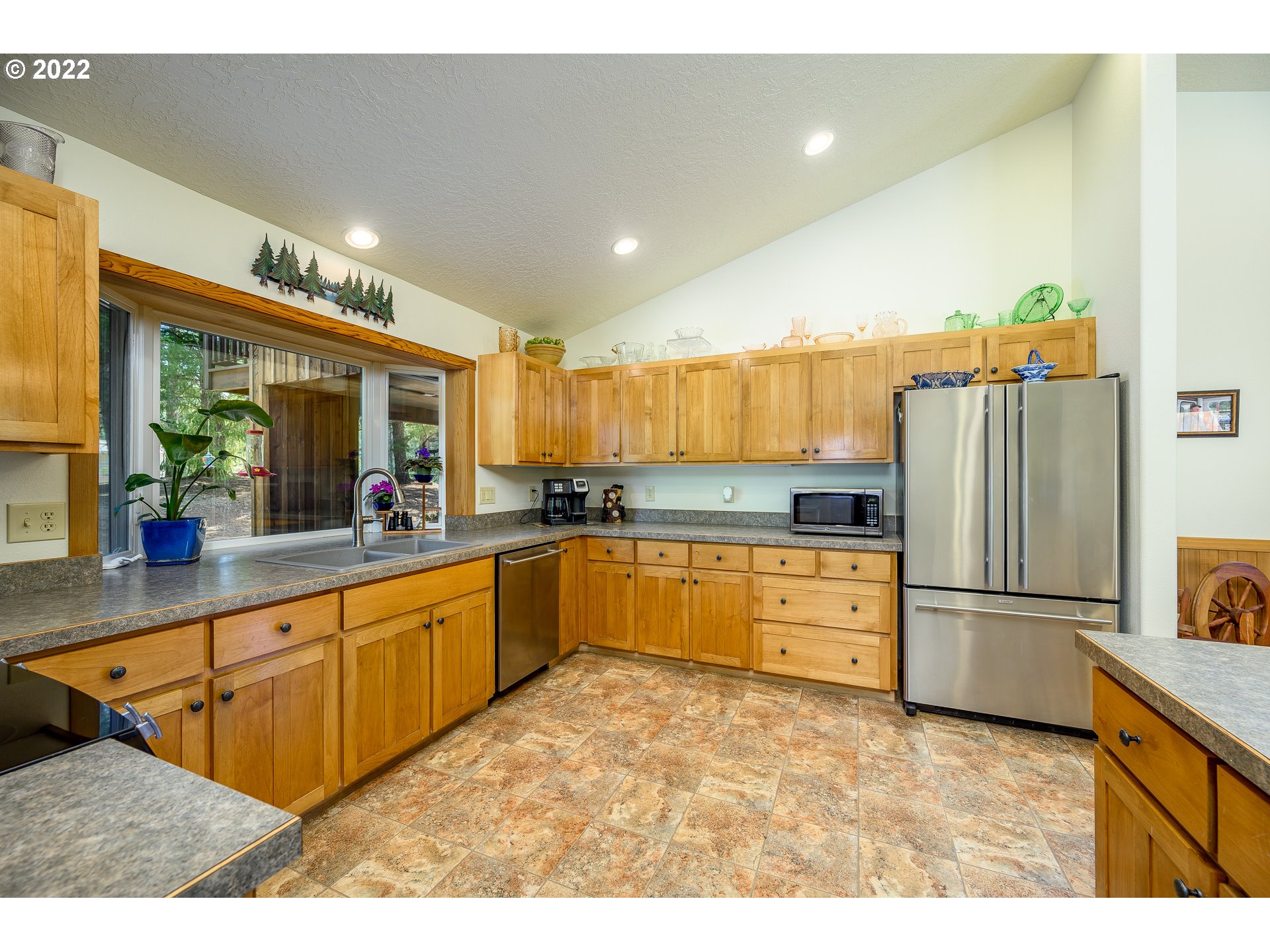 16525 Southwest Gopher Valley Road Sheridan, OR 97378 - Photo 10 of 32 Gallery Image 10