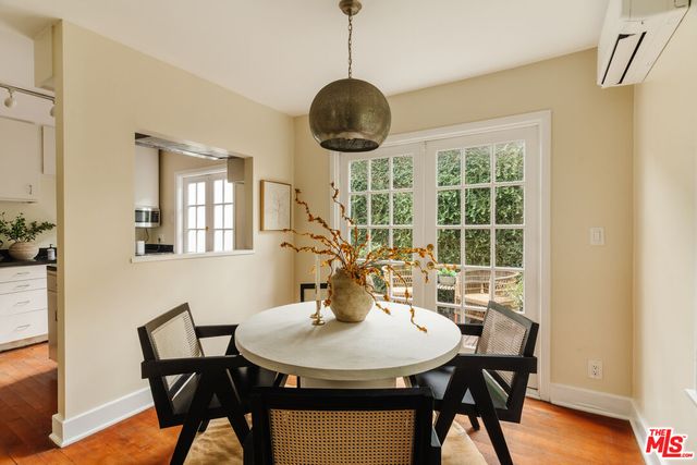 $890,000 | 6200 Banner Avenue, Unit 2, Los Angeles, CA 90038