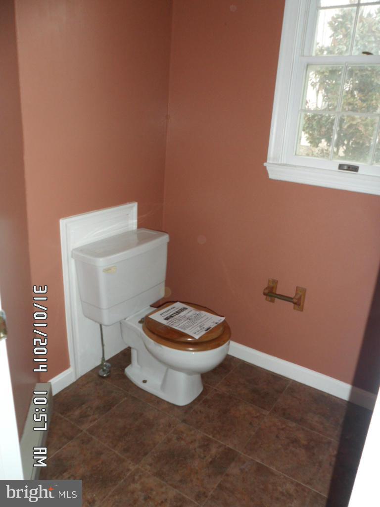 8607 Woodville Road Mount Airy, MD 21771 - Photo 11 of 15 Bath (Master)