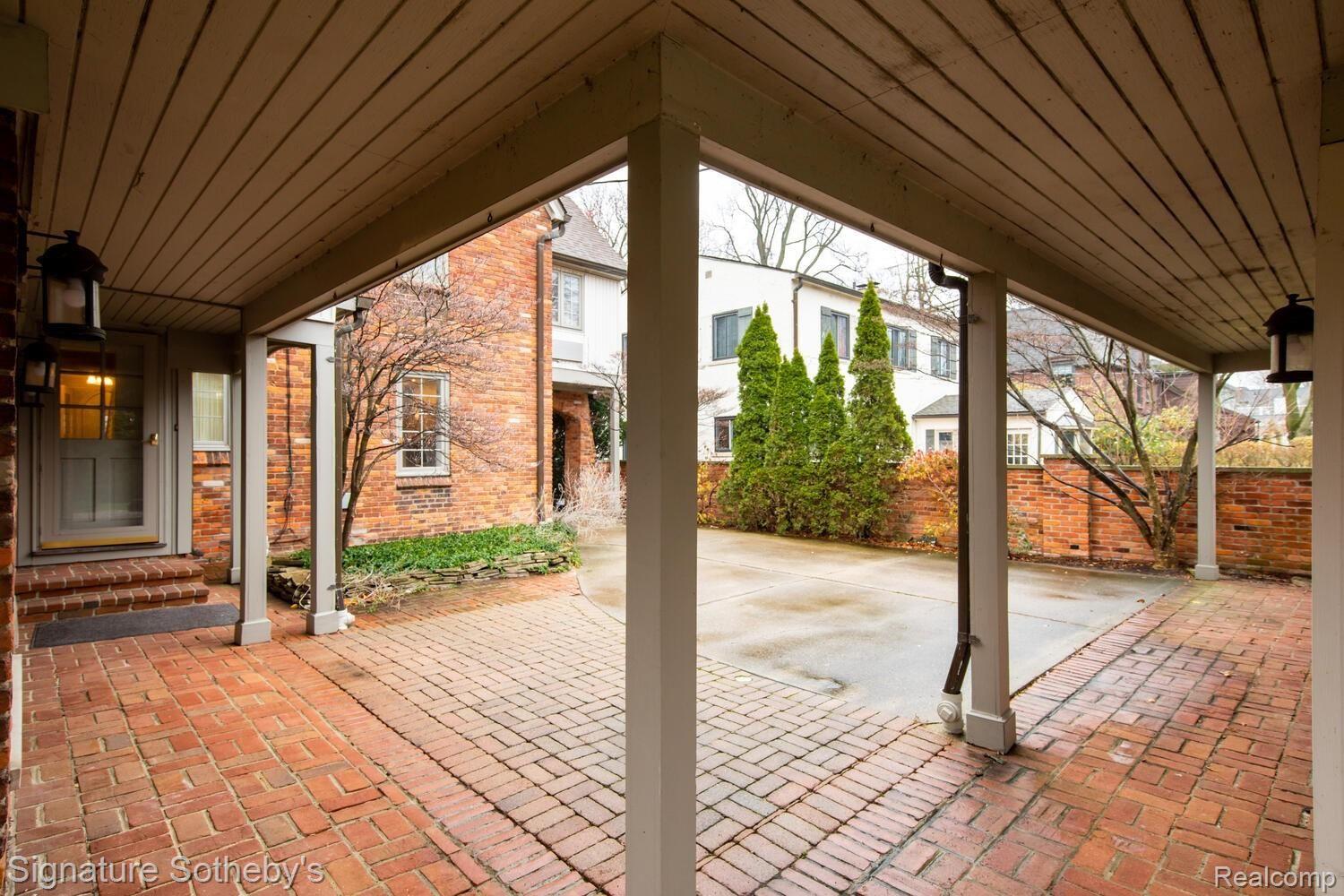 491 Lincoln Road Grosse Pointe, MI 48230 - Photo 44 of 45 491 Lincoln Rd Grosse Pointe-large-041-044-untitled 41 of 45-1500x1000-72dpi.jpg