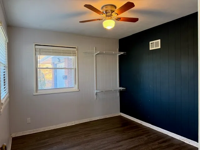 $2,950 | 1616 Mayfield Avenue, Joliet, IL 60435