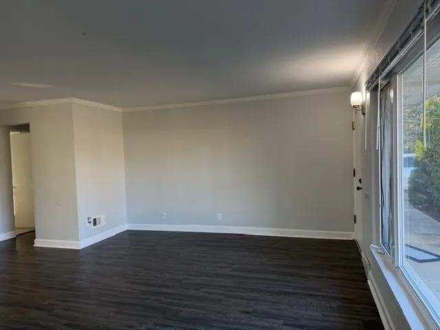 $2,950 | 1616 Mayfield Avenue, Joliet, IL 60435