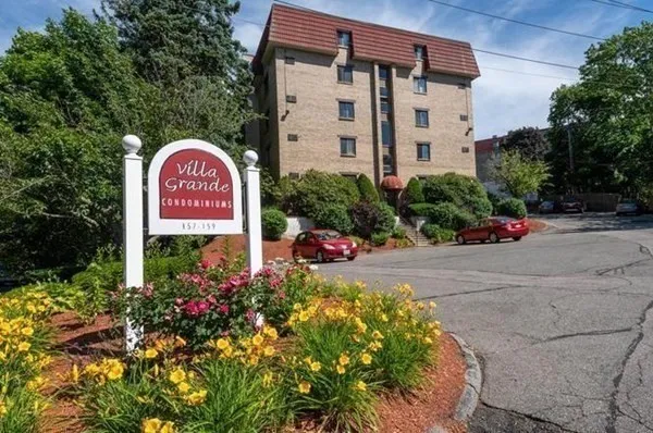 $1,850 | 157 Franklin Street, Unit A3, Stoneham, MA 02180