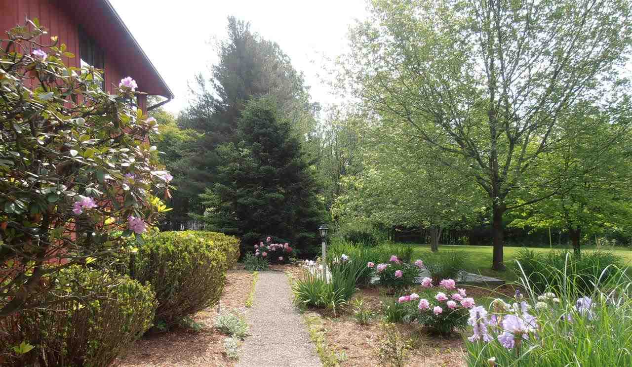 3758 South Snoddy Road Bloomington, IN 47401 - Photo 3 of 28 Gallery Image 3