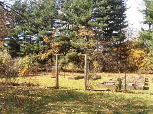 3758 South Snoddy Road Bloomington, IN 47401 - Photo 25 of 28 Gallery Image 25