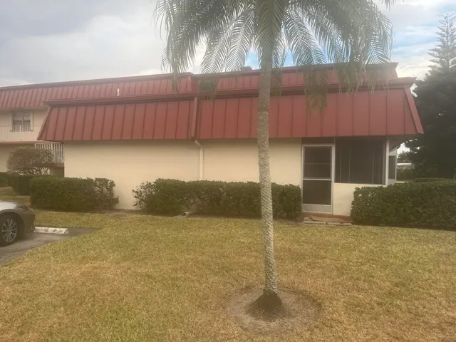 $130,000 | 12013 Greenway Circle South, Unit 110, Royal Palm Beach, FL 33411