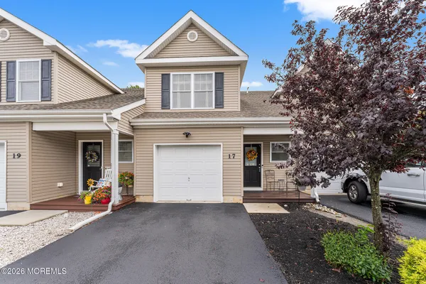 $365,000 | 17 Wiley Way, Toms River, NJ 08757