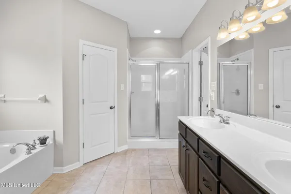 $410,000 | 3456 Susie Circle, Nesbit, MS 38651