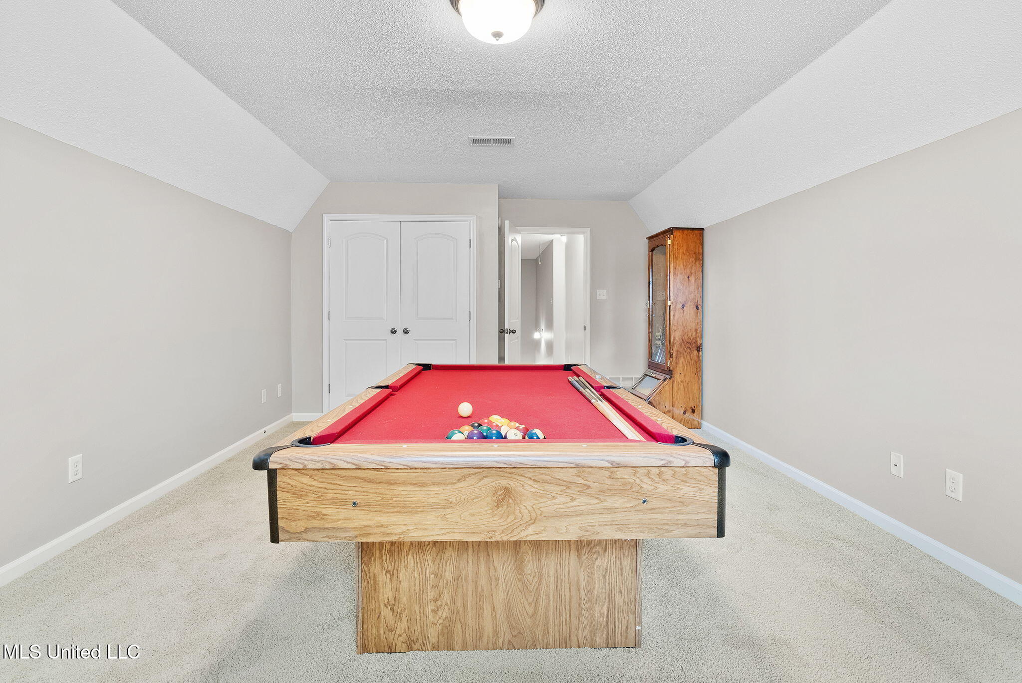 3456 Susie Circle Nesbit, MS 38651 - Photo 31 of 50 Pool table stays!