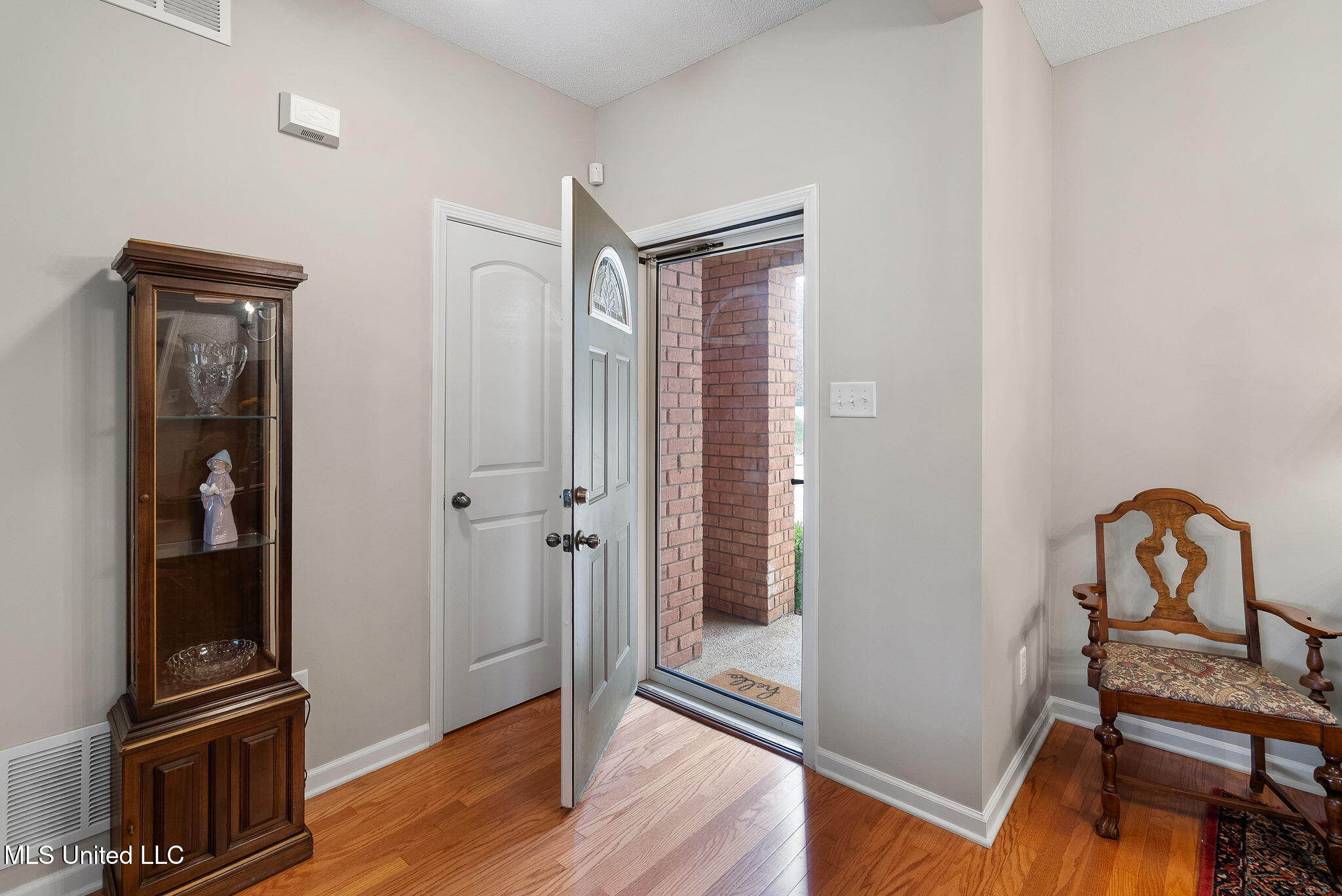 3456 Susie Circle Nesbit, MS 38651 - Photo 8 of 50 Entry