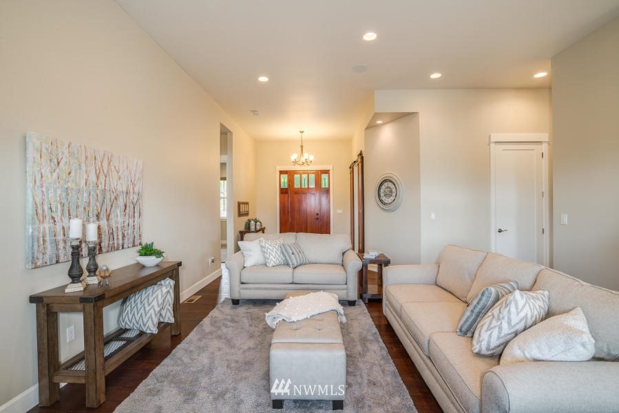 5854 Batterman Road East Wenatchee, WA 98802 - Photo 5 of 25 Gallery Image 5