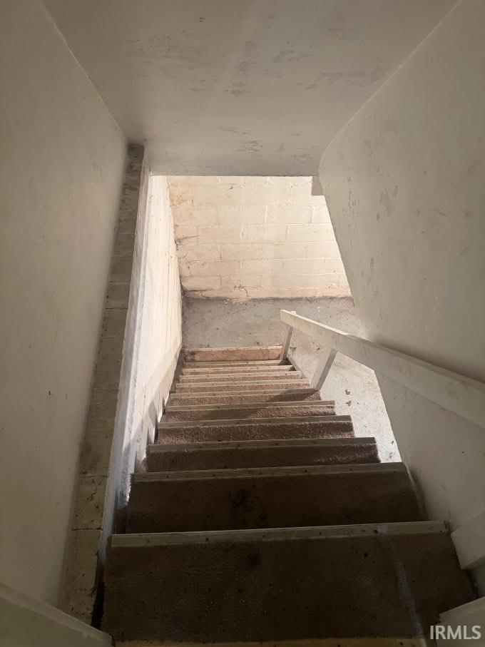 1340 East Calvert Street South Bend, IN 46613 - Photo 8 of 10