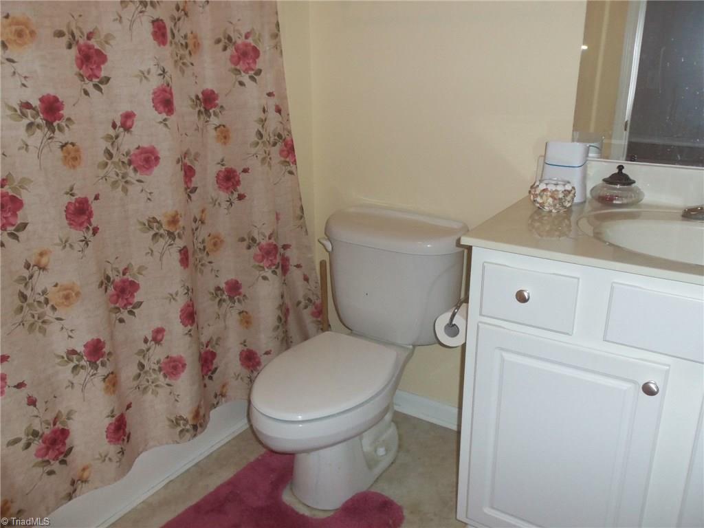 272 Danner Road Mocksville, NC 27028 - Photo 6 of 10 Gallery Image 6