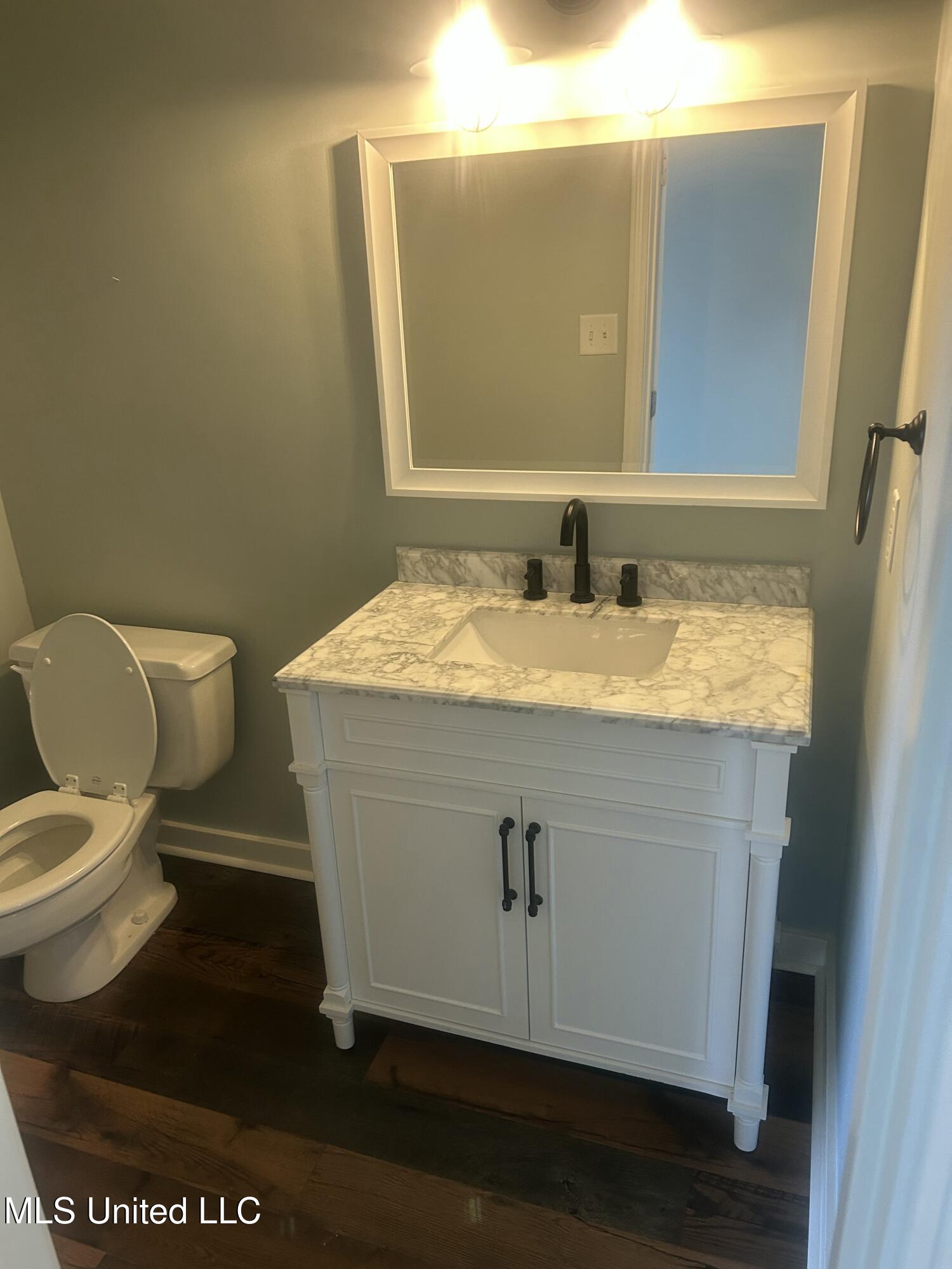 550 Post Road, Unit 806 Ridgeland, MS 39157 - Photo 12 of 39 IMG_5394