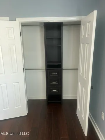 $315,000 | 550 Post Road, Unit 806, Ridgeland, MS 39157