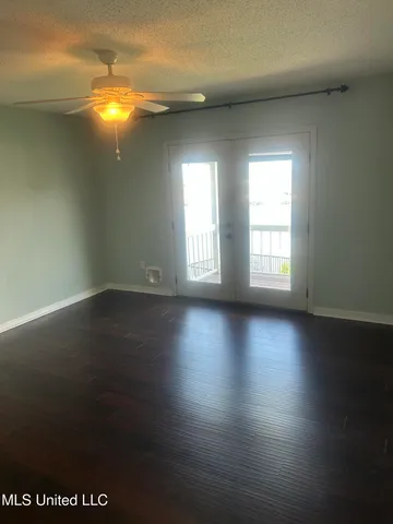 $315,000 | 550 Post Road, Unit 806, Ridgeland, MS 39157