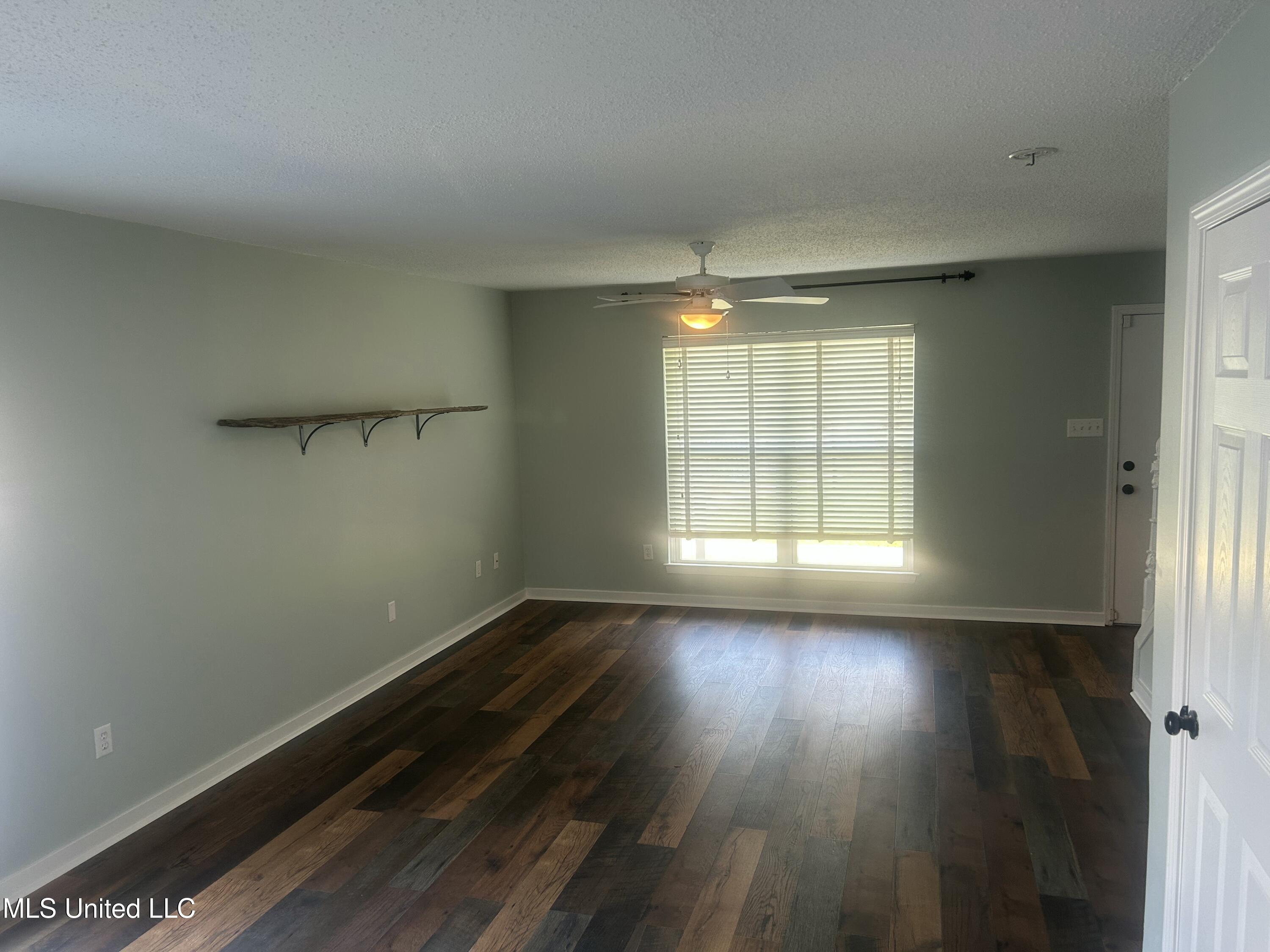 550 Post Road, Unit 806 Ridgeland, MS 39157 - Photo 10 of 39 IMG_5391