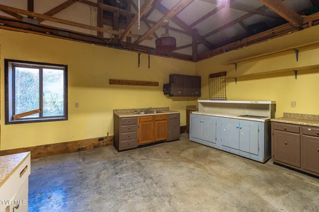 $280,000 | 1668 Fowlers Br Road, Hiltons, VA 24258