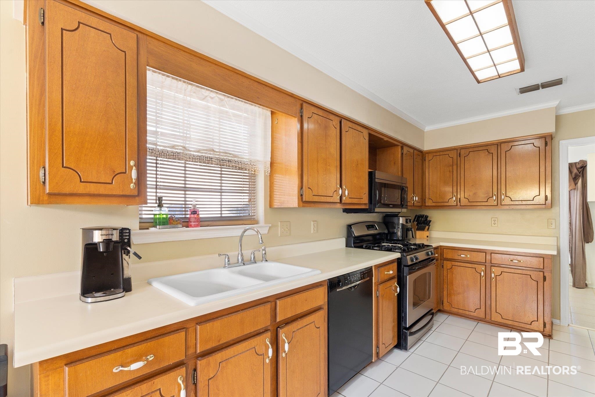 9461 Oak Forrest Drive Mobile, AL 36695 - Photo 6 of 22