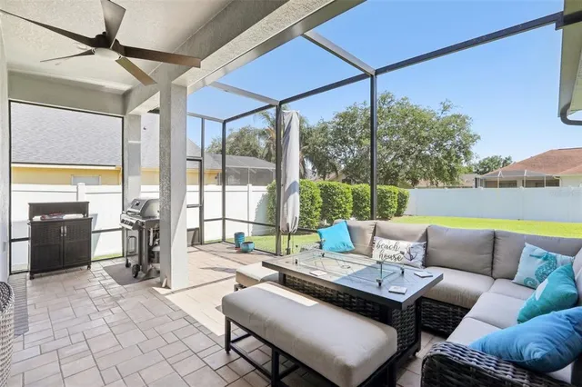 $525,000 | 5119 Whispering Leaf Trail, Valrico, FL 33596