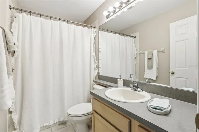 $525,000 | 5119 Whispering Leaf Trail, Valrico, FL 33596