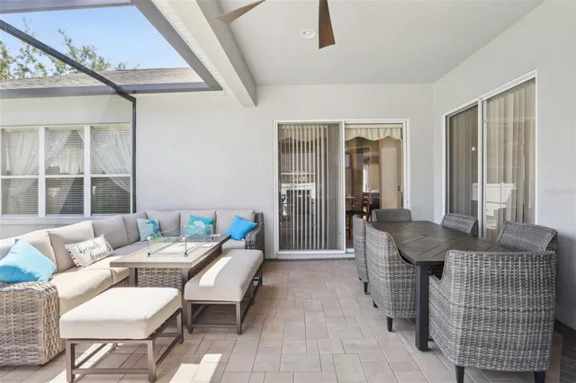 $525,000 | 5119 Whispering Leaf Trail, Valrico, FL 33596