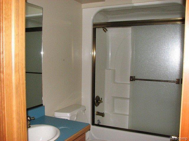 6437 Burtch Road Jeddo, MI 48032 - Photo 14 of 18 IMG_0676