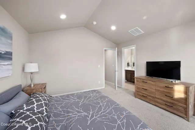 $549,000 | 116 Dustarr Lane, Ponderay, ID 83852