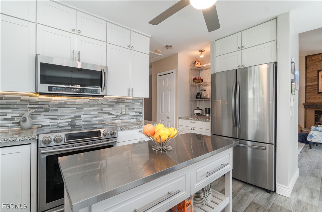 453 Seaworthy Road North Fort Myers, FL 33903 - Photo 11 of 38