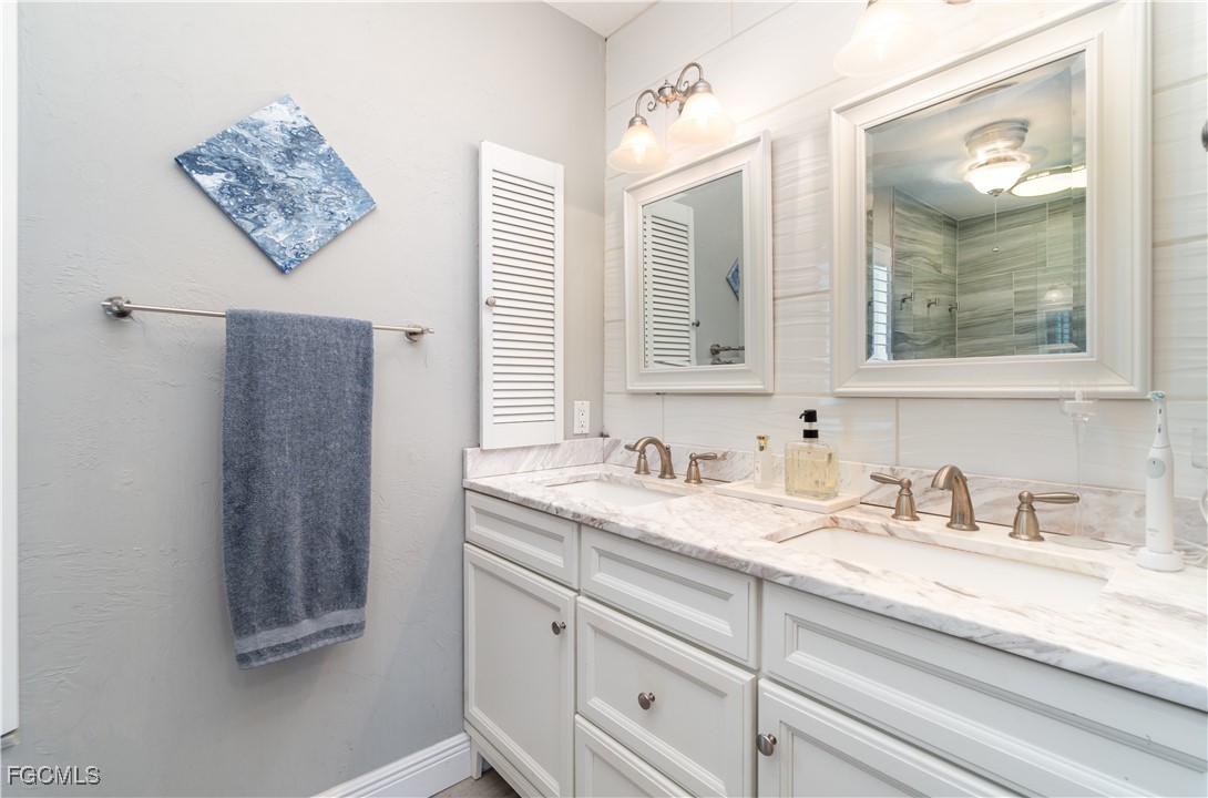 453 Seaworthy Road North Fort Myers, FL 33903 - Photo 15 of 38