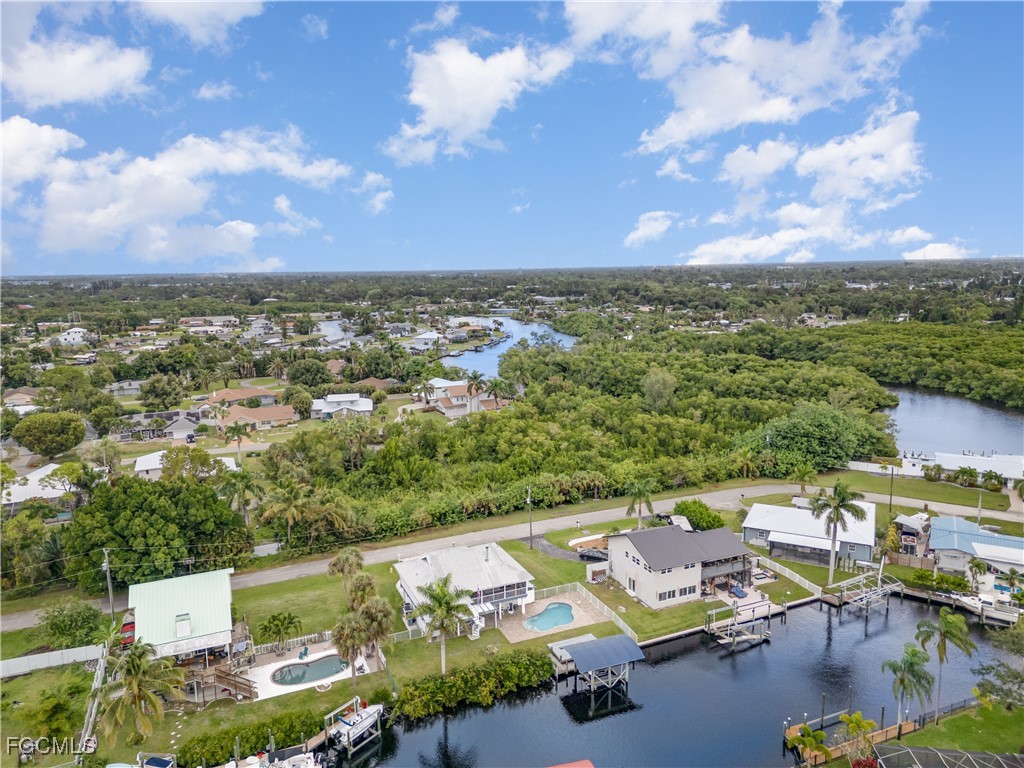 453 Seaworthy Road North Fort Myers, FL 33903 - Photo 32 of 38