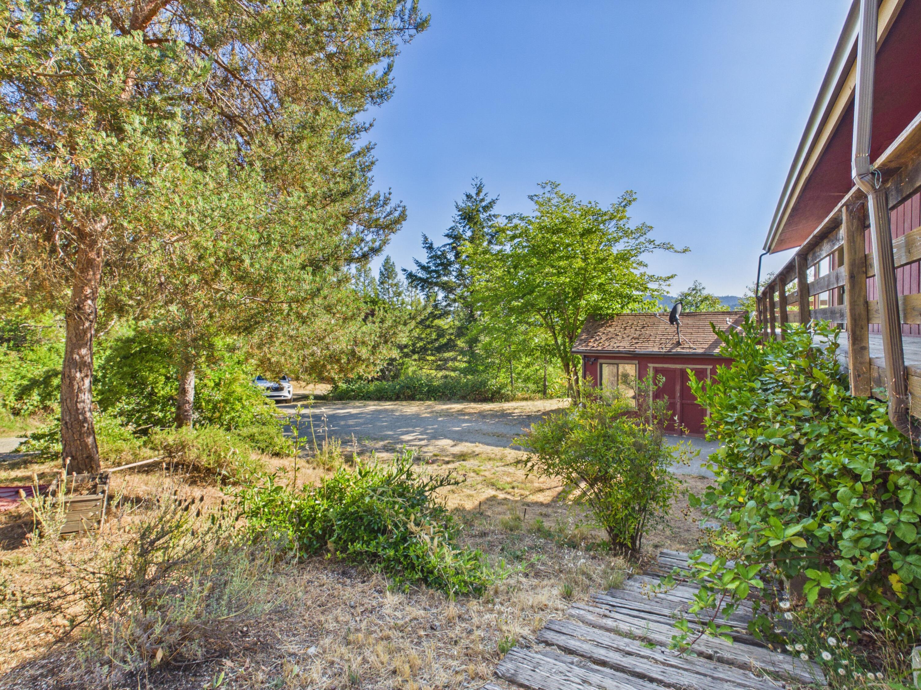 133 Arthur Road Garberville, CA 95542 - Photo 42 of 60