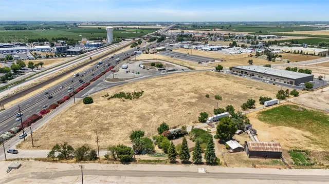 $1,875,000 | 960 Goodwin Drive, Ripon, CA 95366