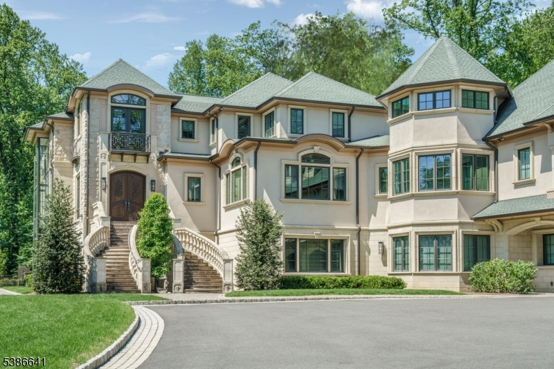 4 Mason Hill Road Warren, NJ 07059 - Photo 4 of 50 a front view of a house with a yard